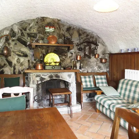 Ca Riva 100s Tatil Evi